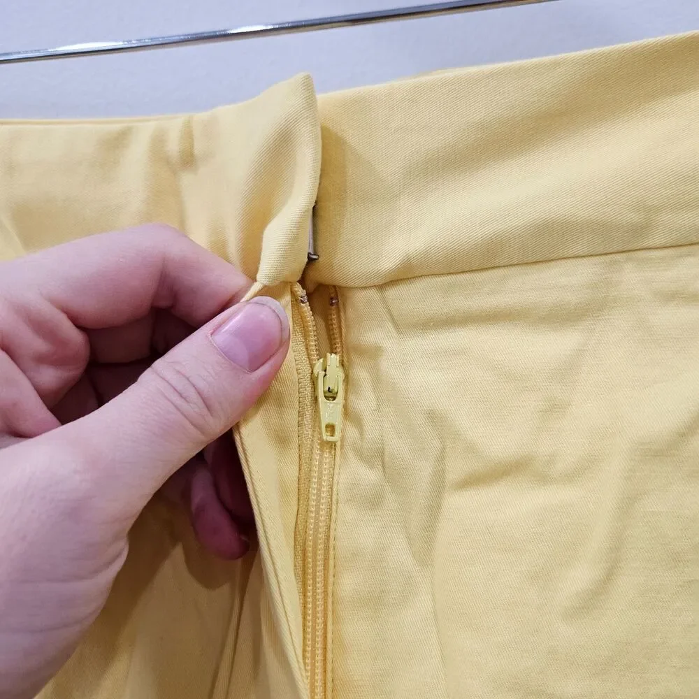 Talbots Womens Bermuda Short Petite 16P Yellow Mid Rise Casual Summer Resort